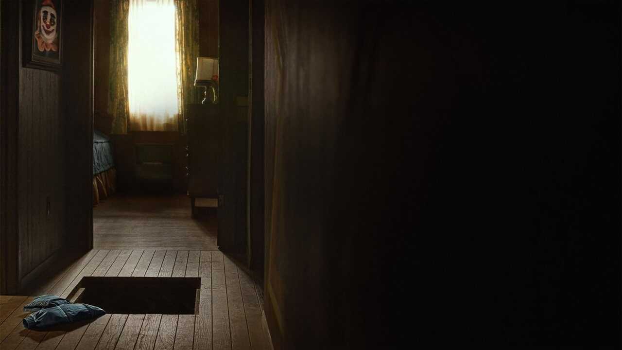 AR - Devil in Disguise: John Wayne Gacy (2025) (US) 4