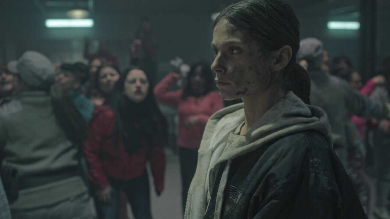 AR - En el barro (2025) (AR) 1